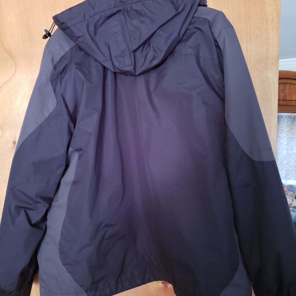 Winter jacket - Picture 2 of 8